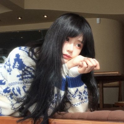 孔雀圣使请动心